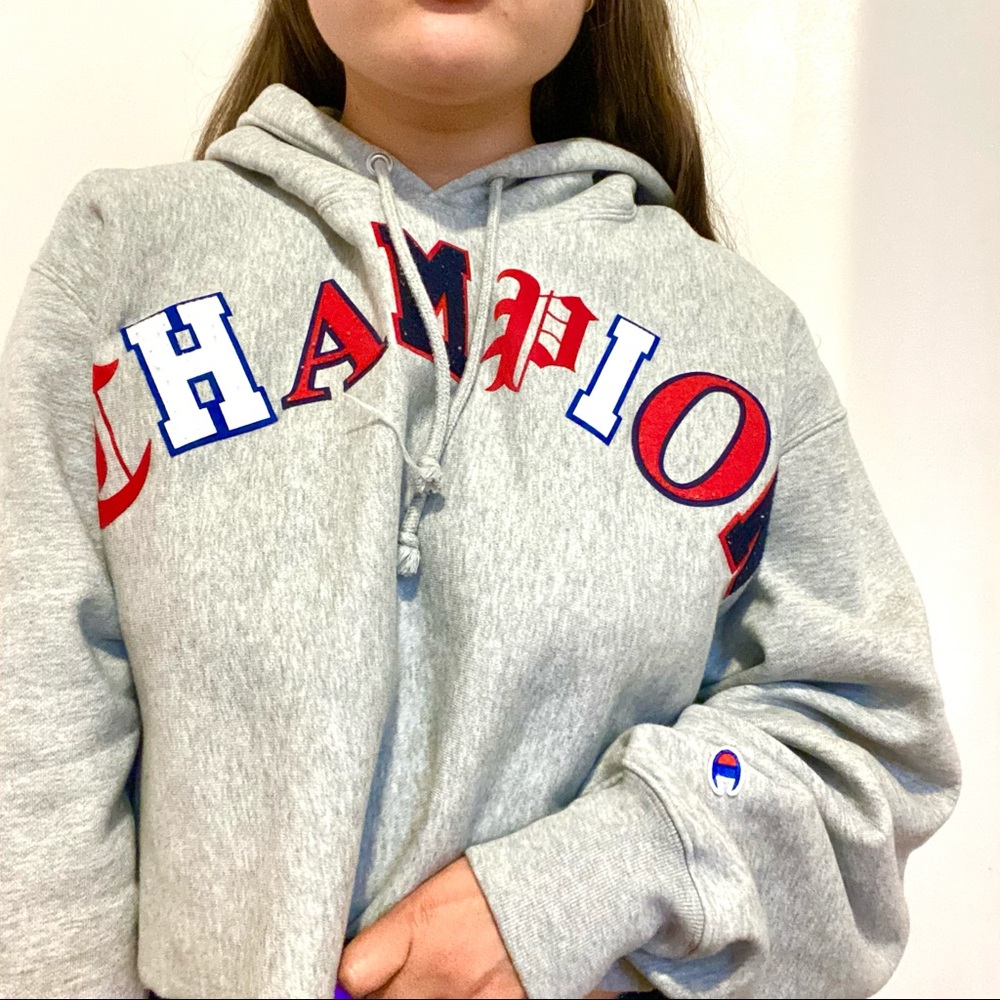 vintage champion reverse weave hoodie!